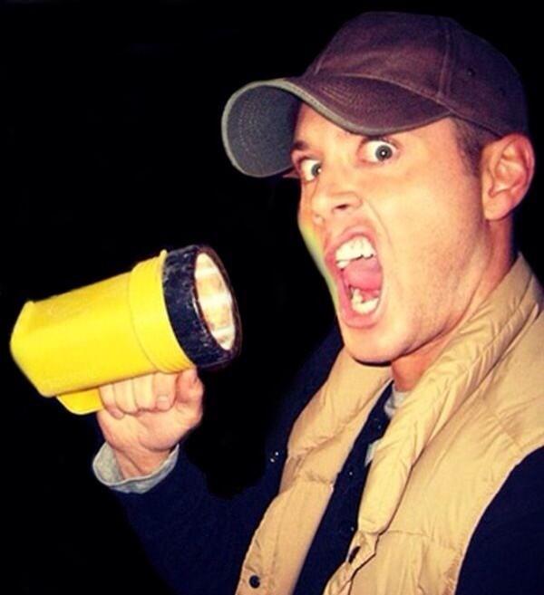 MichelleT_GF's tweet photo. Nite nak mwa “@ZaynMGF: nite mak RT @MichelleT_GF: Exit ah mau pacaran sm om jensen.. Gnite! http://t.co/KJZ5MocP8Y”