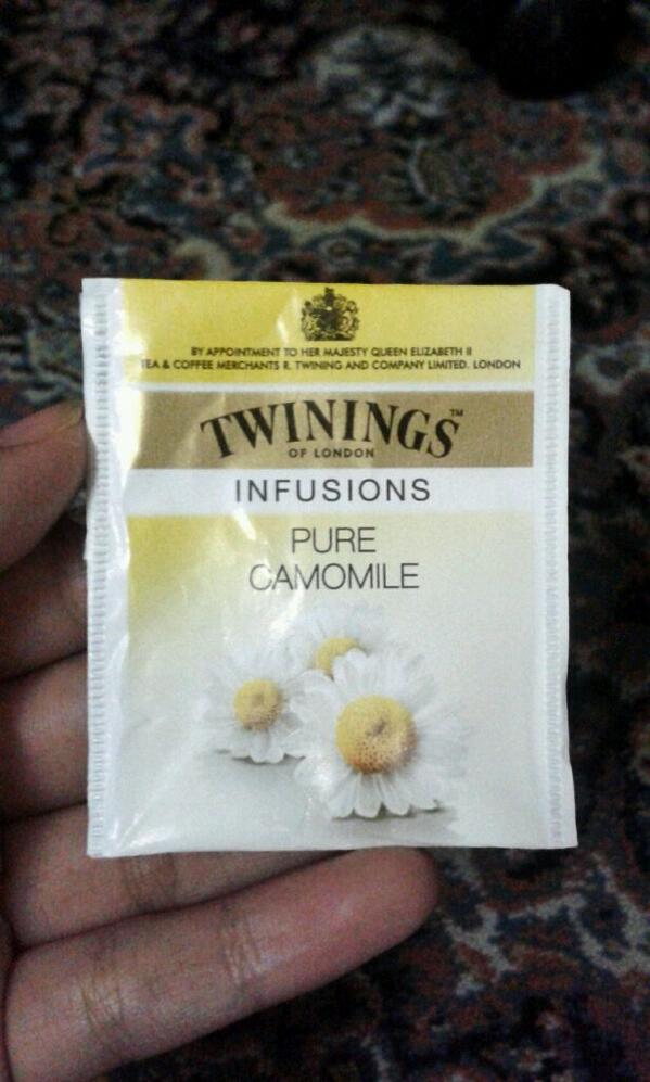 toffeewuggly's tweet image. Tonight's before-sleep tea #nighttea #twinings