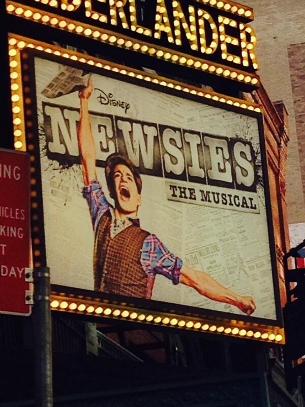 martinhsorch's tweet photo. Newsies!! #subway #determination #springtrip2014 http://t.co/6uY2oAenrM