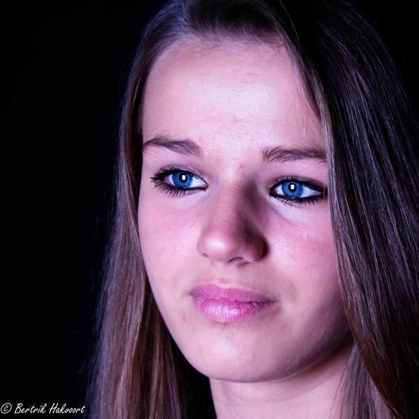 FotoHakvoort's tweet photo. Mooi #portret van een van de modellen gisteren in de #fotostudio #portretfotografie http://t.co/KdoWcbpP2K