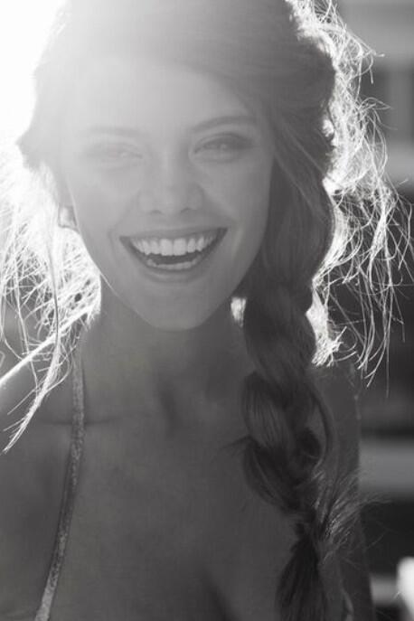 SouthernStyleSS's tweet image. Beautiful side braid.