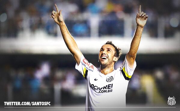 SantosFC's tweet photo. LIDERANÇA GARANTIDA! E melhor campanha do Paulistão! http://t.co/5mEx4beQRx #AquiÉSantos http://t.co/O3pdHTts0b