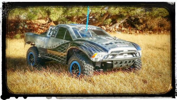 Traxxas's tweet photo. “@robkayfish: Another pic of my Sunday with the #NitroSlash. @Traxxas @cjangula15 http://t.co/jfaFpFbrMz”
#SundayFunday #Traxxas