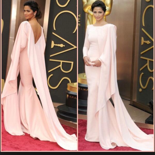 ByMichelle_Sc's tweet photo. Favorita #2 de los Oscars, Camila Alves en Gabriela Cadena #bymichelle #fashion #oscars http://t.co/M8RizQ5lit
