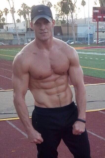 Alan Ritchson Thad Castle