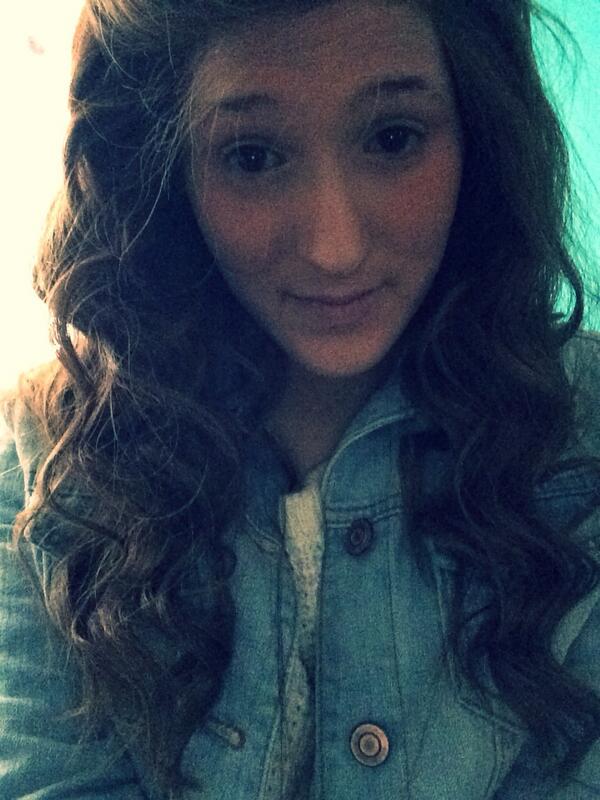 AnnaMarie1793's tweet photo. Curly http://t.co/KIQQJr4ojv