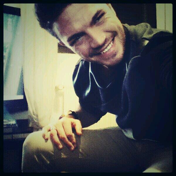 CFAdriGH14's tweet photo. “@adrianlopezalva: A currar! Nos vemos en la posada familia, buenas nochessss http://t.co/4LfgwPu2Ih”