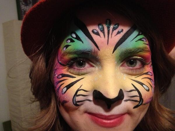 GriswoldLucy's tweet photo. Need a face painter at your event tomorrow? @EuphoriaMusFest @RBSoundSelect I work for tips! #SWSW http://t.co/6VgnASXpJg