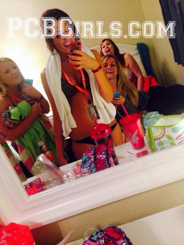 PCBGirls's tweet photo. @SB14Fessions #PCB #PCB14 #pcb2014 #pcb2k14 http://t.co/ACyRyR2xoQ