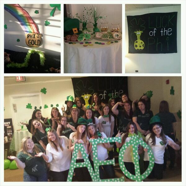 MiamiAEPhi's tweet image. We had a blast tonight with our new members! #xiclass #aephi @AEPhi