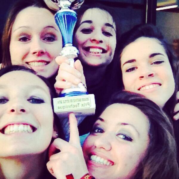 MeltinDance's tweet photo. 3ème place et prix de la meilleure technique pour les @MeltinDance de @kedgebsMRS ! Weekend extraordinaire ! #RBOS http://t.co/1AE66W66XG