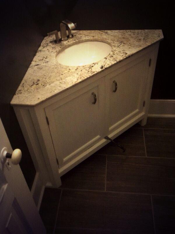 CarpenterPearce's tweet photo. Spring is just around the corner and those renos are calling. #pearcebuilt #bathroomreno http://t.co/ZXSrJfI69W