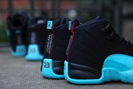 exposedboys69's tweet photo. Entered to Win #FreeKicks Air Jordan 12 - Gamma Blue on http://t.co/zZFjAuTcD3 http://t.co/FWTt0ua4nM