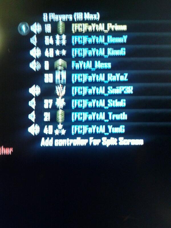 FaYtAl_Sniping's tweet photo. The clan there is more people tho http://t.co/syEzFlBBM2