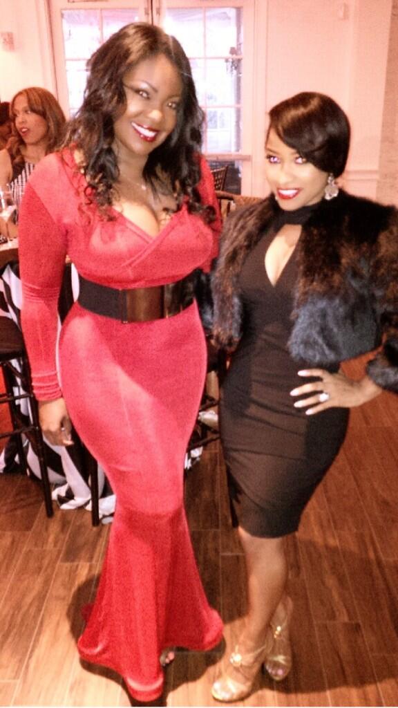 ToyaWright's tweet photo. Me and @thefauxpro #goodtimes #HeelsofGreatness β€οΈ http://t.co/fGK8ynJwKY