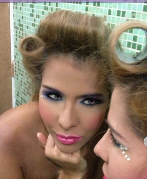 Mis Amores casi lista para el Gran Cierre de la #FeriaDeSocopo en Barinas. Gracias al Maquillador Carlos<a href="/tag/feriadesocopo"class="tags"><span>#feriadesocopo</span></a>