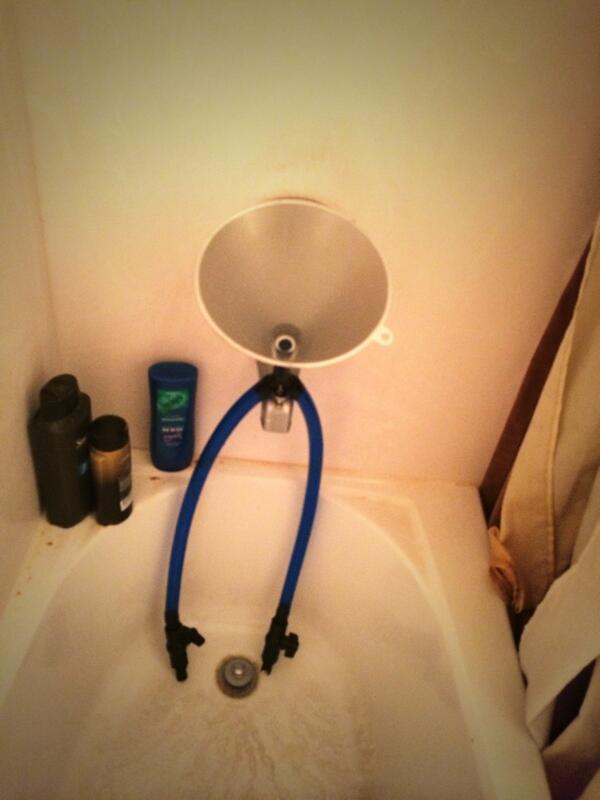FukkingAndy's tweet photo. Somebody help him #timothyblue the #beerbong http://t.co/DaYE1AnLv6