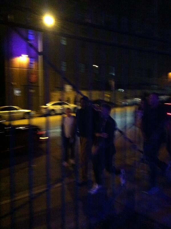 ShelbiRodriguez's tweet photo. Spotted @justinbieber and @selenagomez in austin. Surreally pumped! @ENews #SXSW14 http://t.co/e0hqBJx2oe