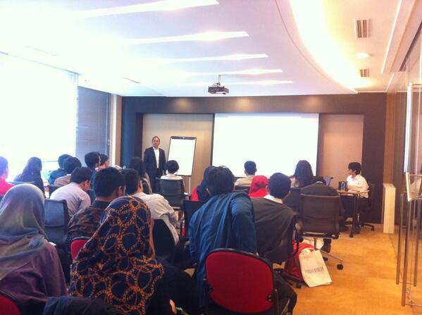 Suasana Exclusive Workshop by Assegaf Hamzah and Partners oleh Partner Mas Tunggul di Menara Rajawali, Mega Kuningan.