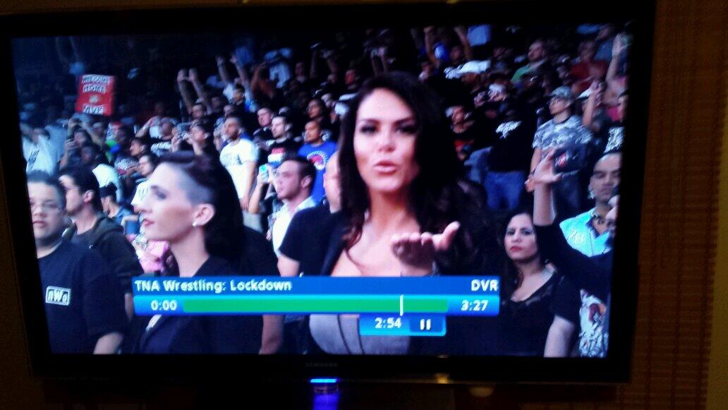 BiVsb9hIEAAAyJj.jpg:large