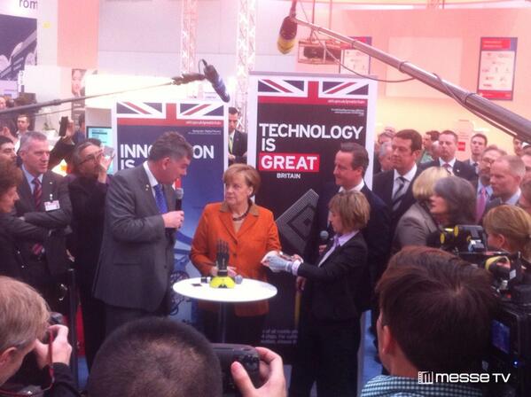MesseTV_Net's tweet photo. Angela Merkel and David Cameron at #CeBIT 2014 Stands tour #messeTV @cebit http://t.co/3wsASVb0dw