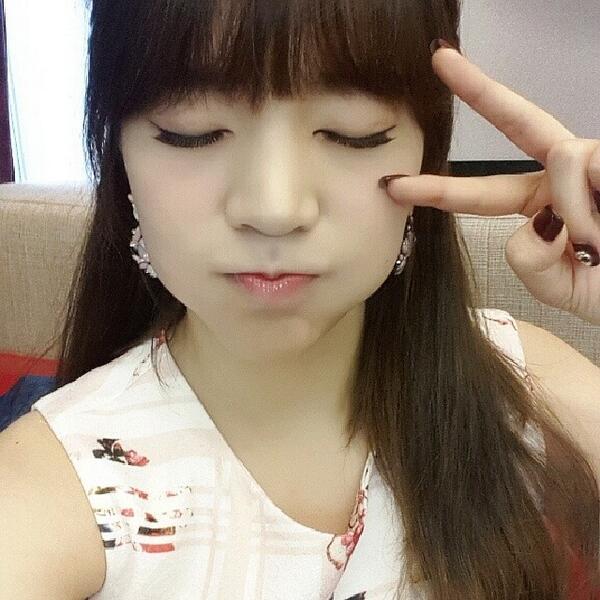 [OTHER][12-12-2013]SELCA MỚI CỦA SUNNY - Page 4 BiWI_k0CIAAGOzg