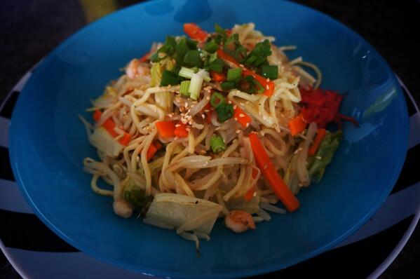 mcopere's tweet photo. @EN_COOKPAD #Cooking yesterday fresh &amp; tangy #yakisoba with the #recipe on #JP website, delicious! 焼きそばが大好き。手作りが最高です！ http://t.co/VtSY1wj4Hc