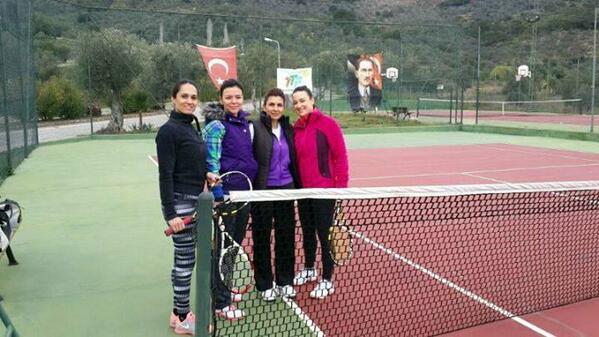 afroditaftek's tweet photo. 8 Mart Kadınlar İçin oynuyoruz .. AFTEK http://t.co/DWex453Wm4