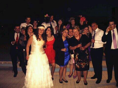 rakela06's tweet photo. Y que hoy haga dos añitos de este dia...jejeje feliz aniversario @Maryjsolis http://t.co/NIFhXXsOEH