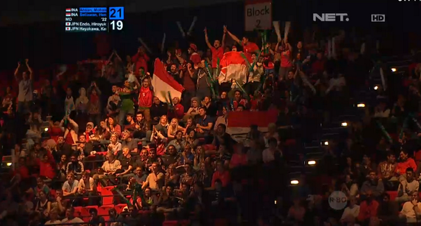 mdtvindonesia's tweet image. Ini dia keseruan pendukung Indonesia di Inggris #NETAllEngland2014