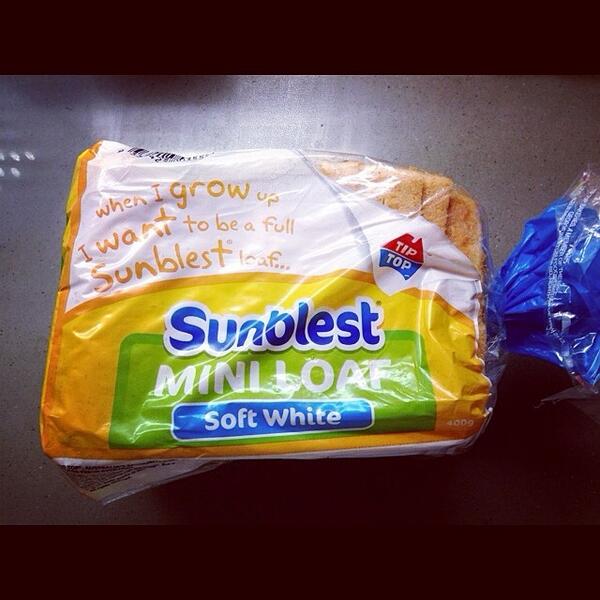 jeremydyancey's tweet image. A practical option! #bread #carbcontrol #portioncontrol #notquitehalfthepricebutclose ift.tt/1g0oltR