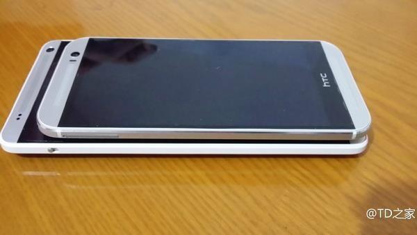 phonandroid's tweet photo. Le #AllNewHTCOne proposera un capteur photo UltraPixel, tout comme son prédécesseur. http://t.co/I1Rxa3RSVd http://t.co/a4nuXaRAxG