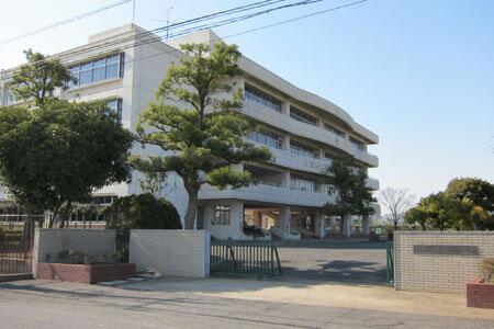 【山田くんと7人の魔女】朱咲高校 埼玉県立三郷工業技術高等学校 