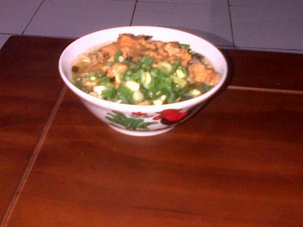 dianpsp's tweet photo. Mie Ayam dan Mie Ayam Bakso Bu Basuki..Buka lagi..Jl. Keruing Timur Dalam 3 No. 43.. http://t.co/y734z6RoKR