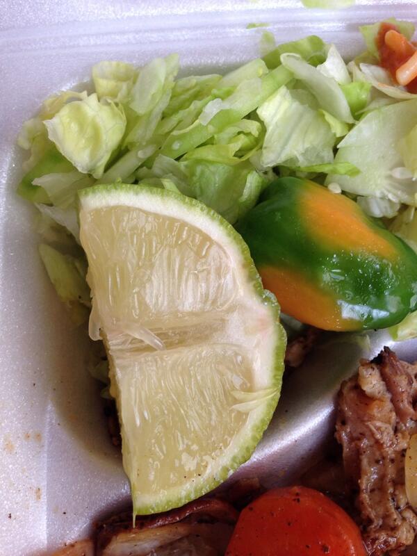 bunnns's tweet image. Me saqué la lotería al comprar en una cocina económica. #tacaroellimon #tagrande