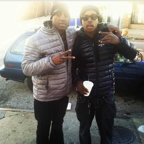 Ygg_2guns's tweet photo. Free my fucking dogg #LorX http://t.co/szkfbgKTEA