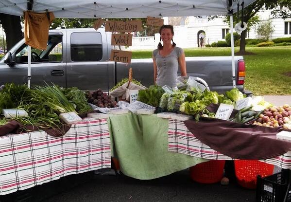 NJFoodJournal's tweet photo. Pittstown Farmer Grows Lettuce and 'Likes" http://t.co/JIxgGASlTa http://t.co/3eNmGbxVzc