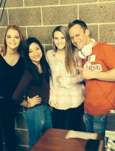 dj_kj's tweet photo. Thx girls! U all rocked! RT @noheroesall0wed: us & @dj_kj who else has a dj at their school?! #awesomeashell http://t.co/dJII1xiId2