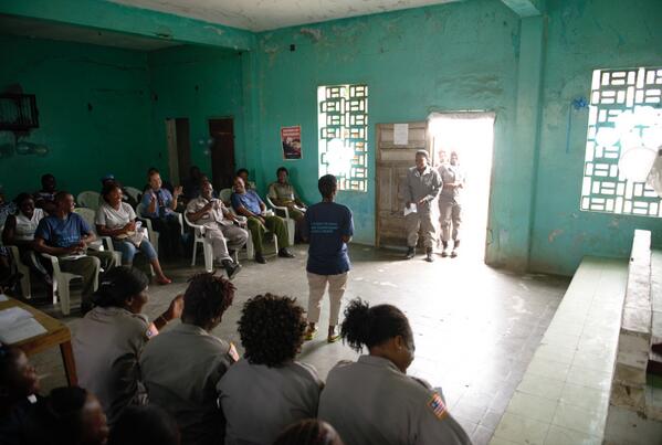 UNMILNews's tweet photo. Female inmates at Monrovia Central Prison in #Liberia put on a drama to mark #WomensDay. #IWD2014 http://t.co/WJXdWIVEXa