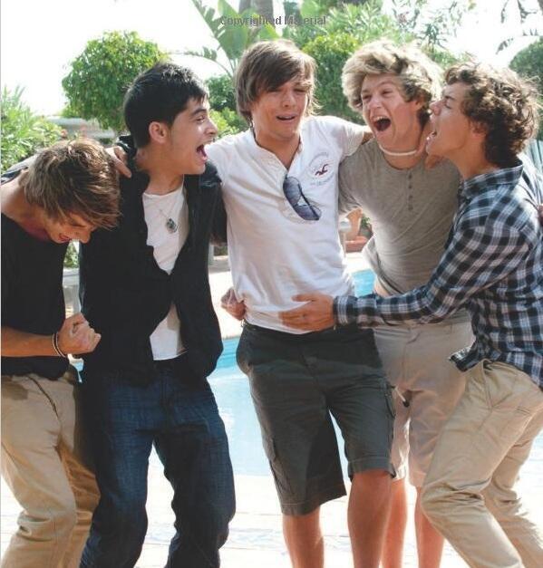 94everstyles's tweet image. One of the best moments in history...

#VoteUKDirectioners #KCA