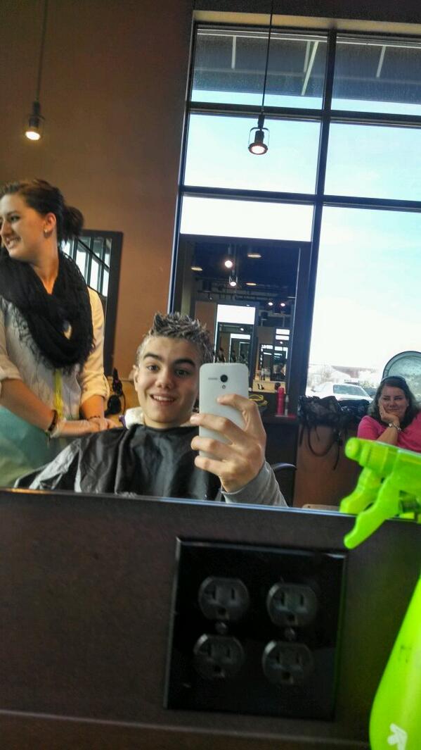 Argigolos getting the #BengalBleach done!