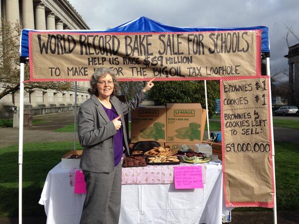 FuseWA's tweet image. .@lauriejinkins2 supports closing the big oil tax loophole. Thanks, Rep. Jinkins! #waleg