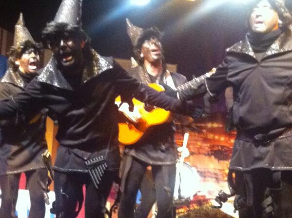 <a href="/JuaniPaloYAaron/">Comparsa La Traviesa</a> única comparsa de la noche en #coacRincon