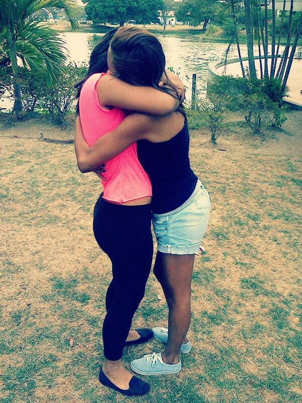 Abrazo:3