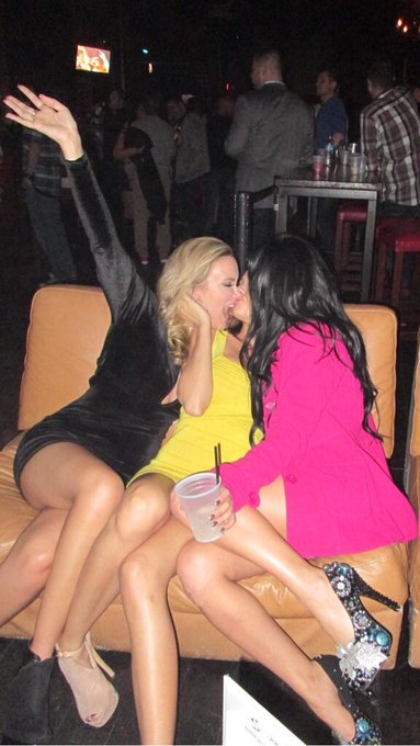 Kisses😘 @Jenni_Burns @DaniellaDior #loveyougirls 💖 http://t.co/9yEkCRjNGC<a class="tags" target="_blank" title="On Twitter" href="/?out=eyJ0eXAiOiJKV1QiLCJhbGciOiJIUzUxMiJ9.eyJpYXQiOjE3MjEzNTE0NjMsImlzcyI6InR3cG9ybnN0YXJzLmNvbSIsIm5iZiI6MTcyMTM1MTQ2MywiZXhwIjoxNzUyODg3NDYzLCJyZWRpcmVjdF91cmwiOiJodHRwczovL3R3aXR0ZXIuY29tL0plbm5pX0J1cm5zIn0.AWdCrvIGEMspMKjE81iYmthHkqY1A29-rumkjzR5U0WDLY-GUaPyaei4khODkWhvxzFvmDhuDjynWQtYDkb64Q">@Jenni_Burns</a><a class="tags" target="_blank" title="On Twitter" href="/?out=eyJ0eXAiOiJKV1QiLCJhbGciOiJIUzUxMiJ9.eyJpYXQiOjE3MjEzNTE0NjMsImlzcyI6InR3cG9ybnN0YXJzLmNvbSIsIm5iZiI6MTcyMTM1MTQ2MywiZXhwIjoxNzUyODg3NDYzLCJyZWRpcmVjdF91cmwiOiJodHRwczovL3R3aXR0ZXIuY29tL0RhbmllbGxhRGlvciJ9.d2K7ry0nAUw_8WIf3gOWpOr3tW0auu8NLzcfaPurhgqZEY9G_LzSsnjZH_q2SRqils4PRrAALulTEVrI5VMnnA">@DaniellaDior</a><a href="/tag/loveyougirls"class="tags">#loveyougirls</a>