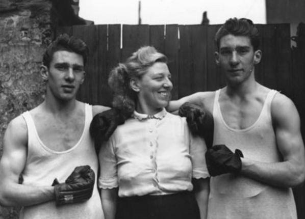 historicalLDN's tweet photo. 1938. The Kray brothers with their mother after a fight. They went on to become London's most feared gangsters. http://t.co/wC9vYPGSzH