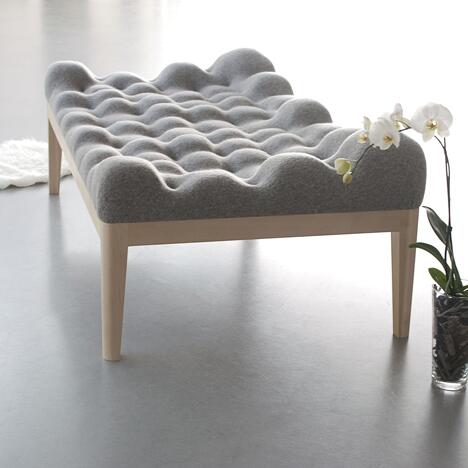 ASchjoedtP's tweet image. Kulle day bed by Stefanie Schissler features a bobbly surface #feelgooddesign dezeen.com/2014/01/27/kul…