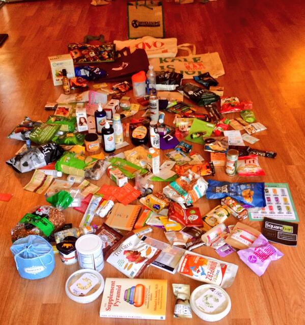GlutenFreeGal11's tweet photo. Lots of NEW #GFProducts coming your way this week, just have to get thru them all :)
http://t.co/MfP4QT0p0Y #gfree http://t.co/sEdoH2a7XH