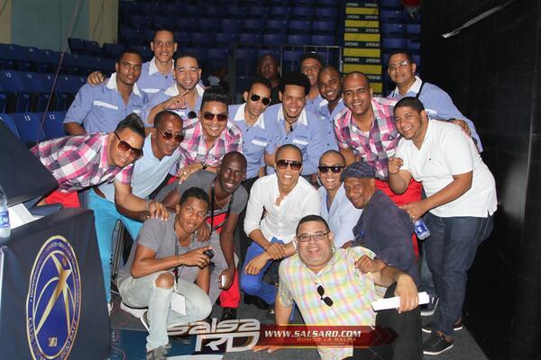 ChiquitoTeamRD's tweet photo. #Fotos: Chiquito Team Band Actividad David Collado PRD http://t.co/QN1nqk67cU http://t.co/nLQWjCCUu0
