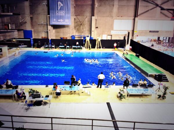 synchroelite's tweet photo. Une première séance d'entraînement avec musique dans le bassin de compétition. http://t.co/slpTpRjkWL